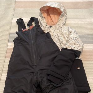 All in Motion snow suit set size S(6/6x)